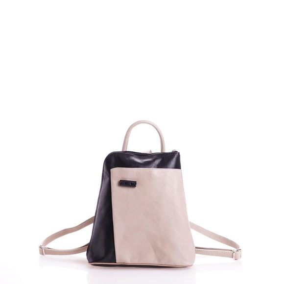 Truly Italy Black and Ice Leather Backpack - Picture 1 of 4